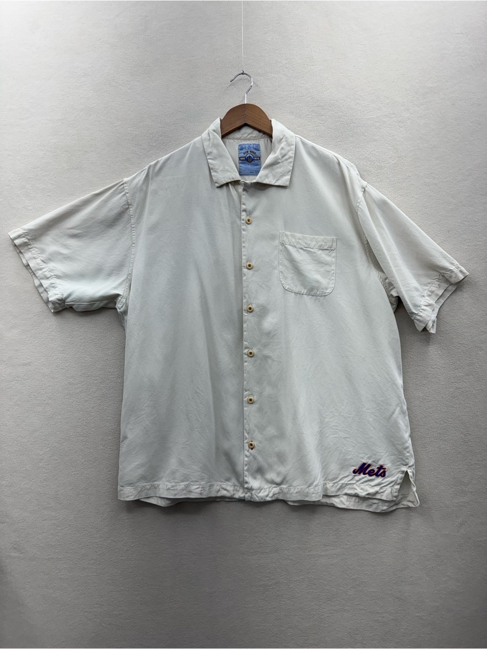 Tommy Bahama Men’s XL New York Mets Off White Button Up Shirt Silk